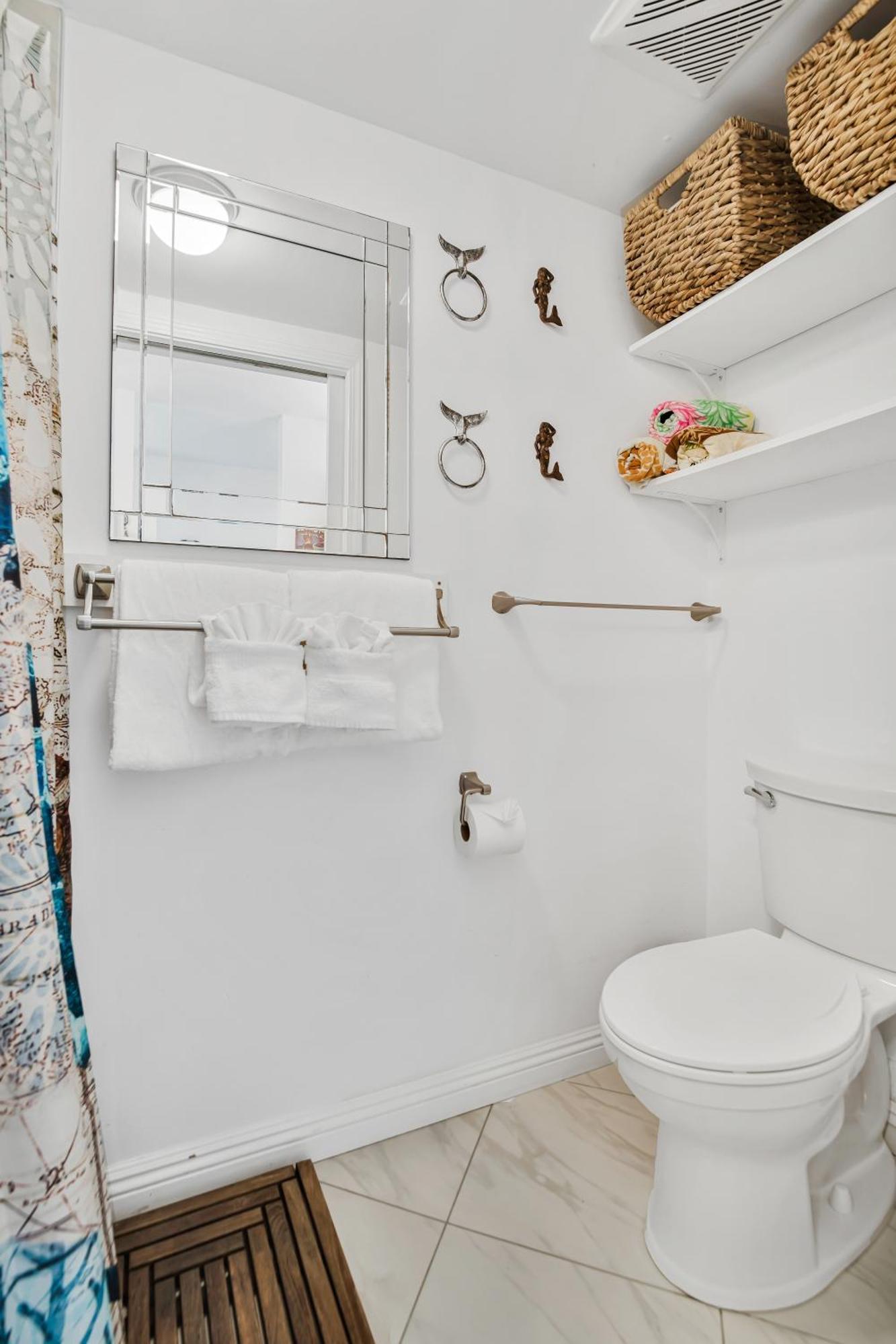 Downtown Hawaiian Paradise Condo With Hot Tub, Pool & Beach - Kona Islander Inn Kailua-Kona Exterior foto